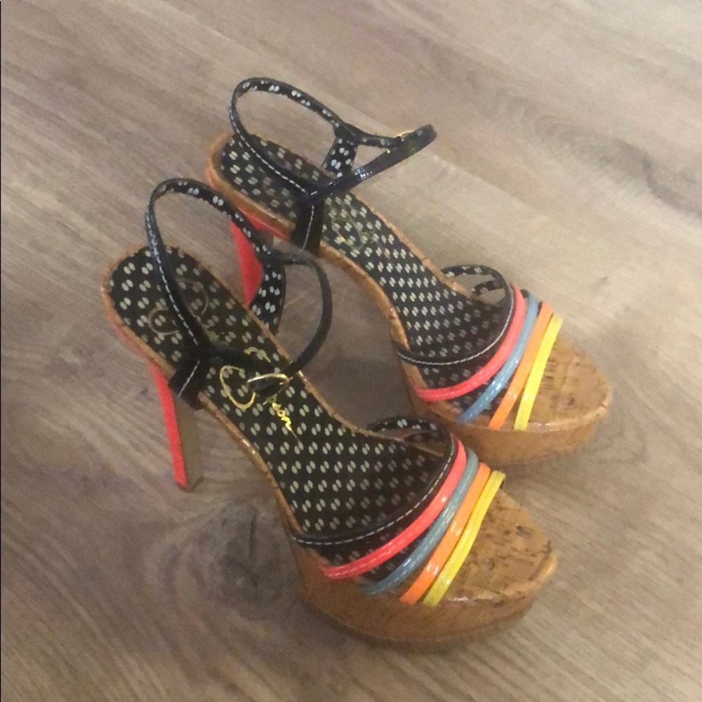Jessica Simpson super high platforms
